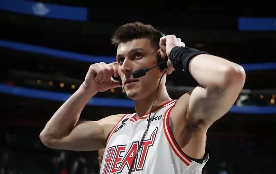 QG, 认为和阿德 QG, 认为和阿德