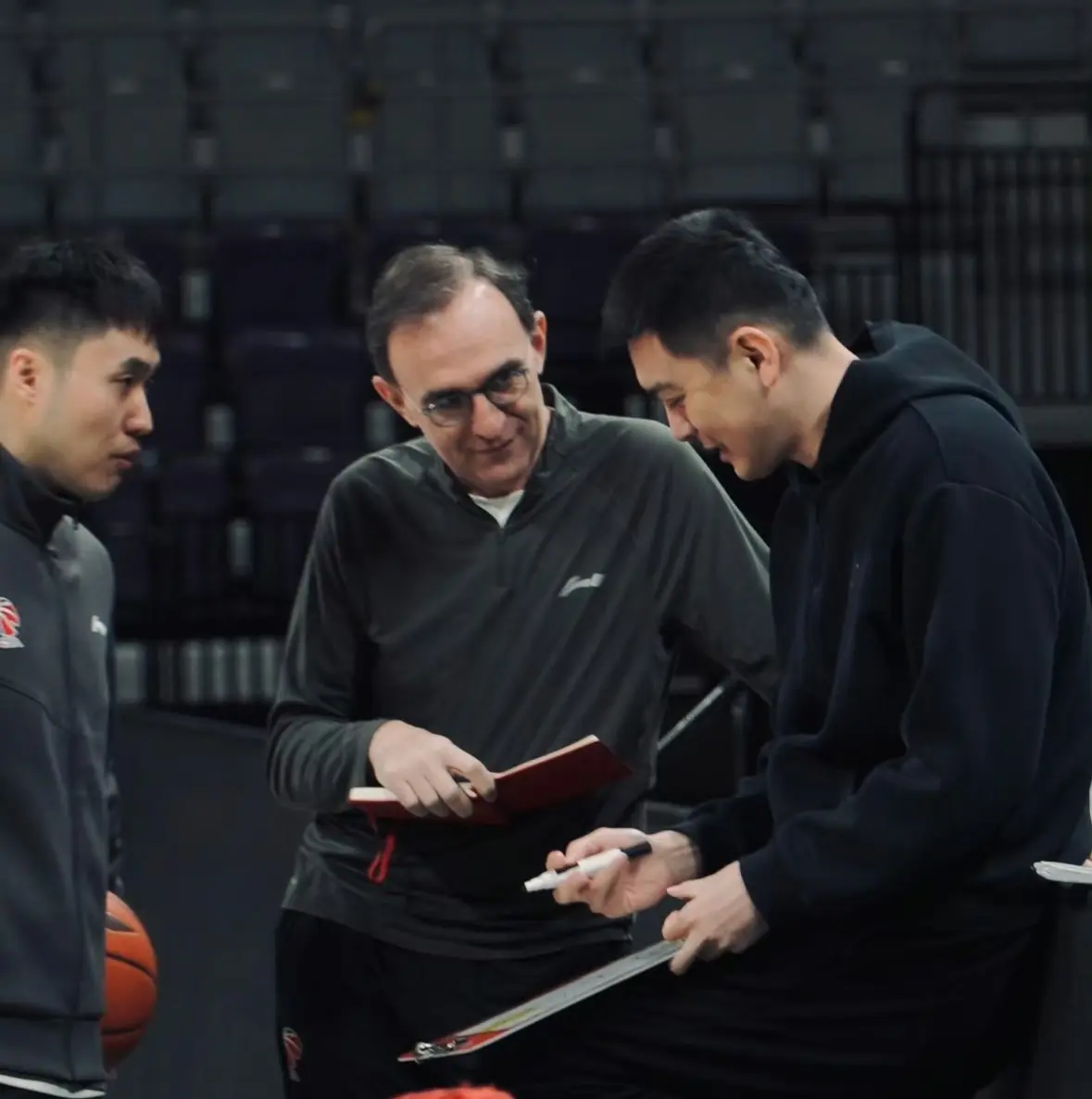 余泽辰接下, 场比赛, img 余泽辰接下, 场比赛, img