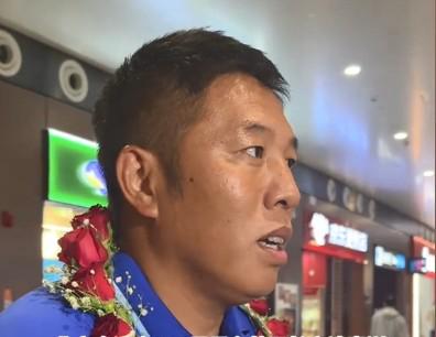 所以, 更好的青训, 跟其他球队 所以, 更好的青训, 跟其他球队