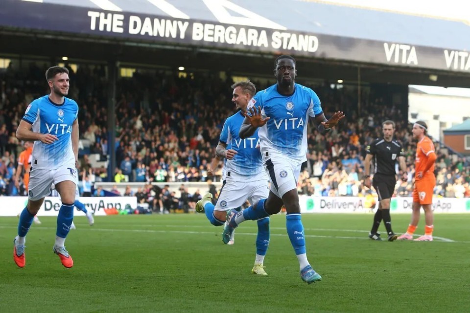 斯点射破僵, 轮不胜 斯点射破僵, 轮不胜